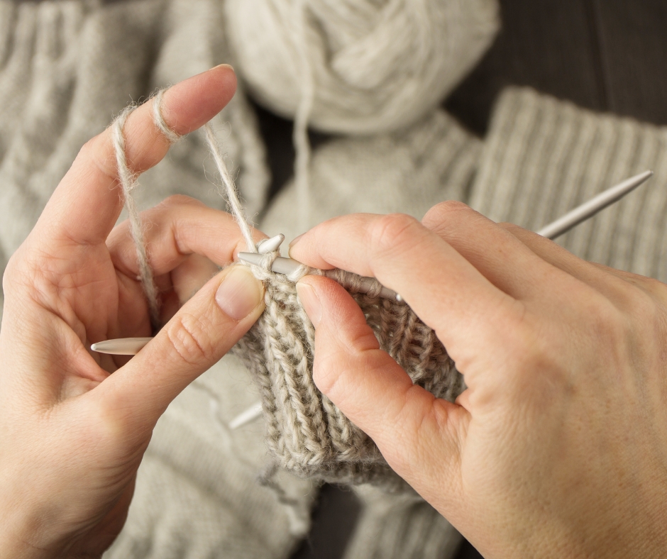Hands knitting